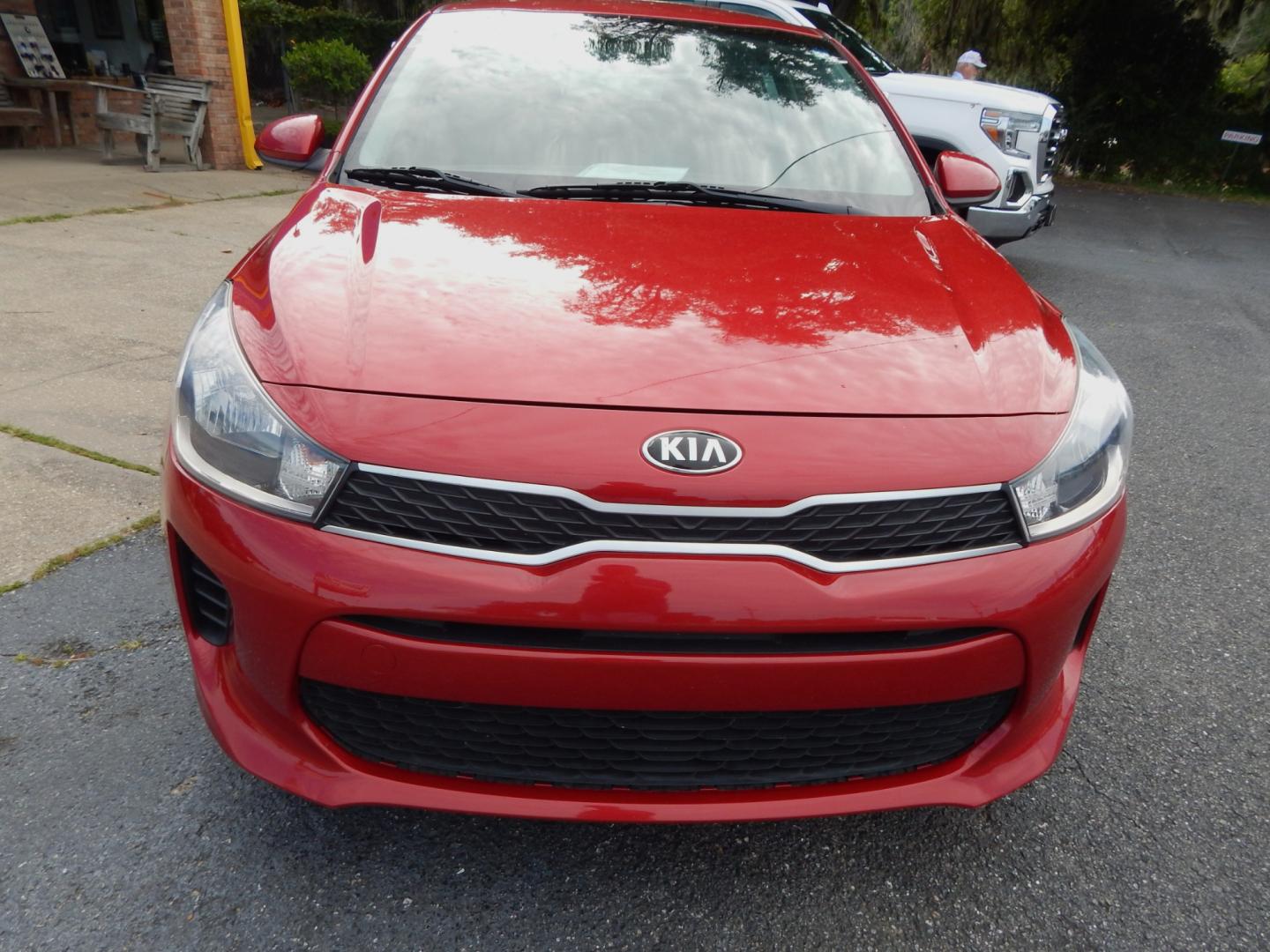 2020 Maroon /Charcoal Kia Rio LX (3KPA24AD4LE) with an 2.0L engine, Automatic transmission, located at 3120 W Tennessee St, Tallahassee, FL, 32304-1002, (850) 575-6702, 30.458841, -84.349648 - Used Car Supermarket is proud to present you with this loaded immaculate 2020 Kia Rio LX Sedan . Used Car Supermarket prides itself in offering you the finest pre-owned vehicle in Tallahassee. Used Car Supermarket has been locally family owned and operated for over 48 years. Our Rio LX sedan has bee - Photo#2